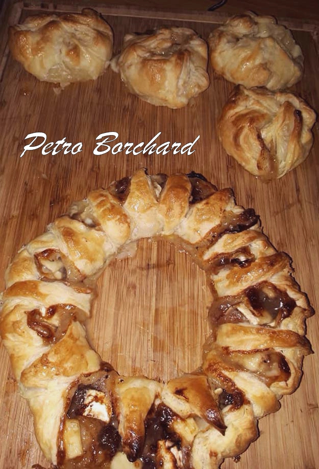 Christmas Cranberry Brie Puff Pastry Stars Recipe Brie puff pastry