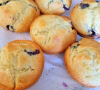 Blueberry muffins1