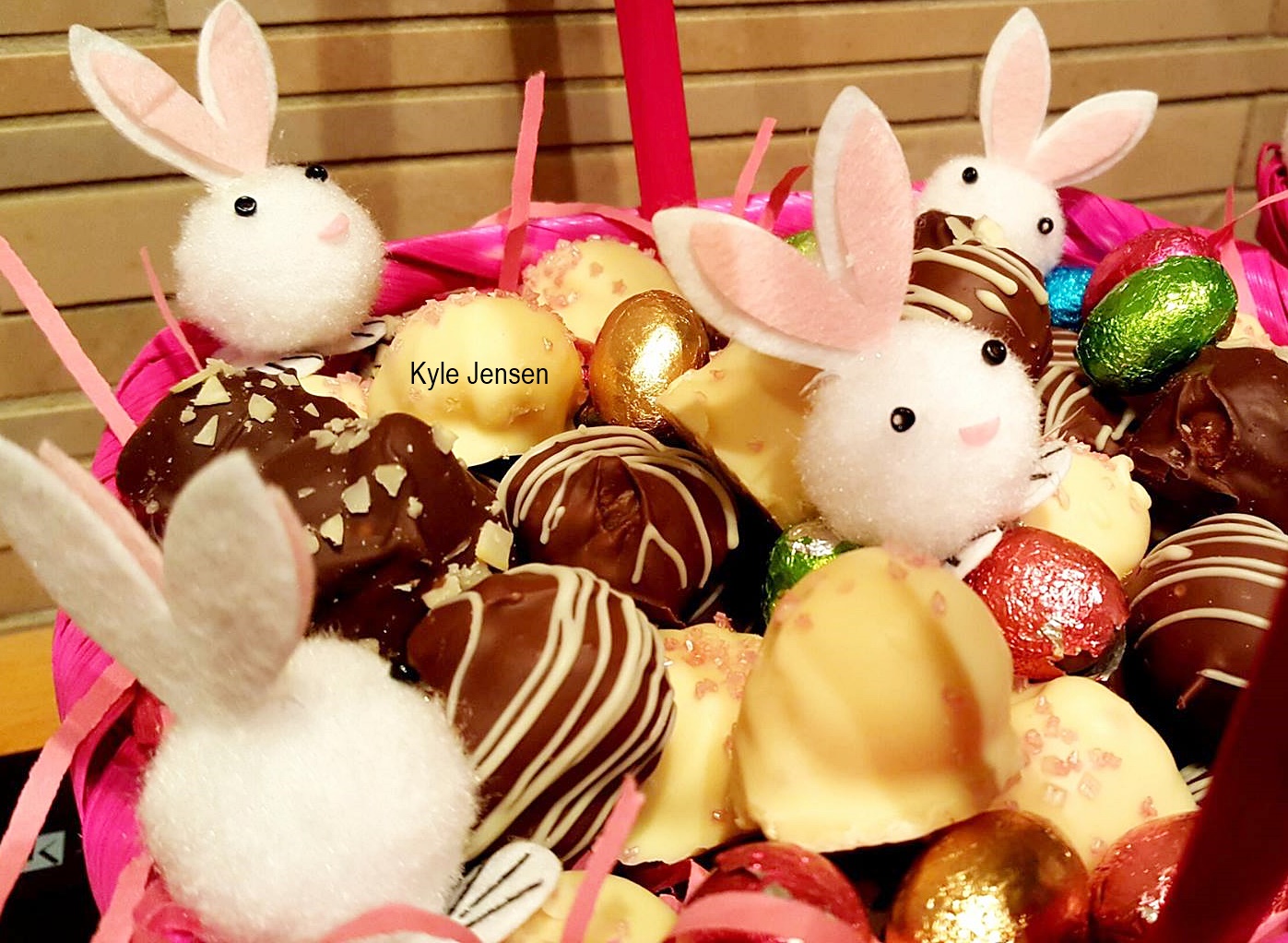 HOMEMADE SALTED CARAMEL CHOCOLATE - Your Recipe Blog