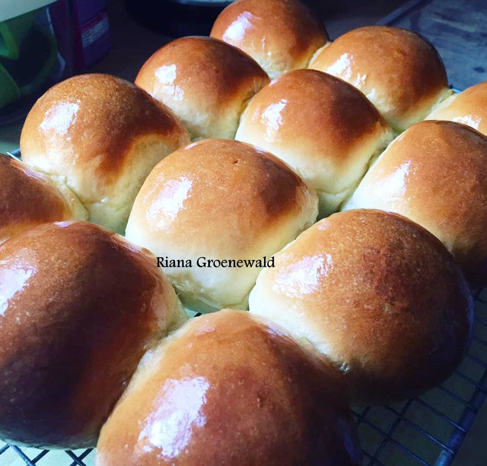 SOFT DINNER ROLLS - Your Recipe Blog