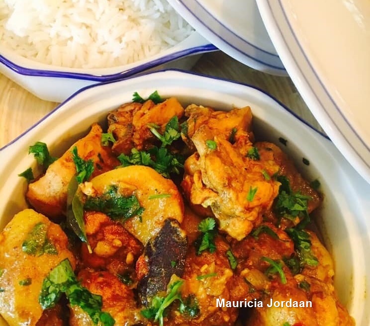 MAURICIA’S CHICKEN CURRY - Your Recipe Blog
